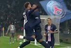 太基情了！内马尔姆巴佩进球后“接吻”庆祝