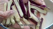 茄子像我这样做，不用焯水不过油，软烂入味，简单好吃又下饭
