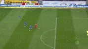 第3分钟杜塞尔多夫球员亨宁斯射门