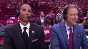 篮球-18年-无声的尬聊！雷吉米勒场边解说与搭档面面相觑不知所措-专题