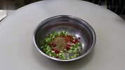 “蒜香孜然土豆”怎样做才好吃？大厨分享小诀窍，吃一口回味无穷