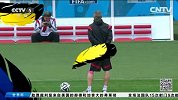 世界杯-14年-淘汰赛-1/8决赛-小猪的华丽小舞步-新闻