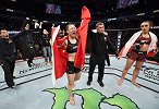UFC卫冕战一周年！深度回顾张伟丽VS乔安娜史诗对决