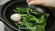 鱼腥草搭配鸡蛋，老一辈的土方法