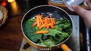 拌菠菜家常做法，百吃不腻的凉拌菠菜，清爽开胃