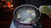冷冻水饺是冷水下锅还是热水下锅
