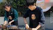 娱乐圈谁最会做饭，千玺江西菜引称赞，黄景瑜刀法了得