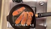 这是一道简单易做但是味道很棒的西餐