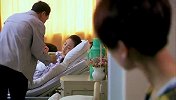 小夫妻时代：女儿到医院看病，不料看到父亲不该看的一幕