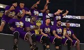 没NBA的日子2K过瘾 模拟总决赛湖人1-3落后逆转雄鹿夺冠