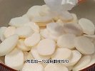 想吃咸蛋黄焗山药，别再往饭店跑了，自己在家做特简单，快试试吧