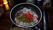 炒饭怎么炒好吃又简单，简单又好吃的酸豆角肉末炒饭，超级开胃