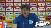 斯帅：不过多关注对手单外援 富力这么踢会越来越好