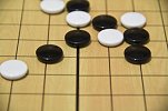 这招无敌了！比任何五子棋战术都好用