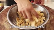 比肉还好吃的“烧腐竹”，还有人不会炒，大厨手把手教你做