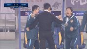 亚冠-17赛季-小组赛-第4轮-第7分钟花絮 完美开场2球领先崔龙洙真臂高呼 苏宁老板张近东现场助威球队-花絮
