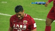 瓜三禁区前处理球草率被断 胡尔克张弓搭箭爆射偏出