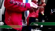 四川一待业男子踹门进入女孩住宅 面对警察他说：我来洗澡