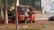 精神病患者纵火持刀劫持6岁儿子 消防员1秒飞奔救人被砍