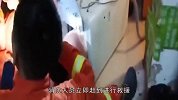 10岁熊孩子洗衣机“捉迷藏”，消防员紧急救援：快拿“香油”！