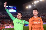 申花球迷最喜欢的客队球员是谁 这段视频揭晓答案