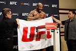 UFC248官方称重全程：主赛和副赛选手全部通过称重