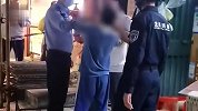 13岁男孩沉迷游戏，父亲劝阻反被勒脖子：不给充值他就不去学校