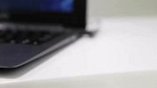 华硕发布全球首款双屏显示Windows 8笔记本