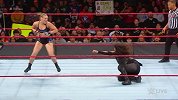 RAW第1332期：双打赛 罗西&沐恩VS贾克斯&塔米娜-精华