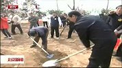 北京新闻-20120415-“七彩”志愿者栽下“学雷锋志愿林”