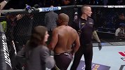UFC-17年-年度十大降服-排名第7-科米尔裸绞降服安东尼约翰逊-集锦