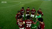 中超-下半场开始在即华夏将士通道内交流 恒大不甘落后换上阿兰-花絮
