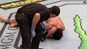 UFC-15年-本周最佳降服：金东炫持久耐力磨血蹂躏对手致死（11月12日）-精华