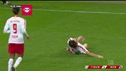 打花了！莱比锡断球快攻 萨比策远射洞穿死角