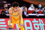 【PP体育在现场】堪比外援啊！广厦核心孙铭徽篮下上演极限操作