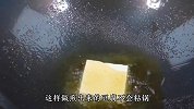 韭菜煎豆腐，做法简单，韭香浓郁，豆腐鲜香，很是下饭