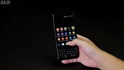 全键盘真情怀 王自如上手黑莓 KEYone