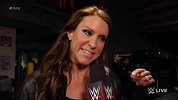 WWE-15年-RAW第1138期：后台采访 史蒂芬妮表示莱斯纳的行为已失控-花絮
