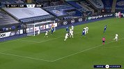 第75分钟莱斯特城球员埃文斯射门 - 打偏