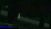 实拍疑似外星人深夜漫步仅1个头两只脚