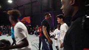 威少做DJ也是MVP？一人怒吼带动全场气氛
