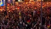 世界杯-14年-壮观！柏林30万球迷同看决赛 上百人醉酒被送医-新闻
