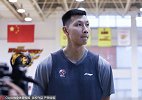 易建联：脚伤不严重 出战同城德比问题不大