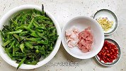 扁豆有人焯水有人直接炒肉，难怪不入味，看大厨教你正宗湖南做法