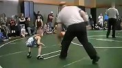 UFC-14年-终结者的UFC之路：莱斯纳5岁儿子青出于蓝精彩比赛集锦-专题