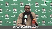 布朗：塔图姆绝杀球帅炸了！但我不知道他出手是不是奔着打板去的