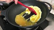 2根黄瓜加4个鸡蛋，试试这个百吃不厌的做法，简单易学营养又美味
