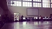 篮球-16年-宁泽涛赤膊上演大风车暴扣 逆天弹跳完美身材圈粉无数-新闻