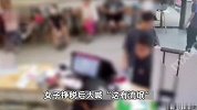 色胆包天！湖北一男子众目睽睽下强吻女子，民警出手瞬间制伏