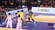 CBA-1617赛季-常规赛-第16轮-出口恶气！霍尔曼篮下隔人暴扣-花絮